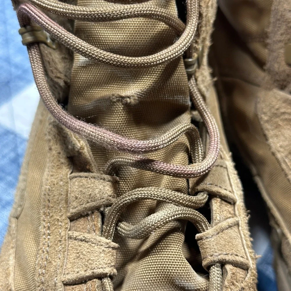 Nike SFB Field 8 Inch Tactical Boots Coyote Brown Mens 8 688974-220